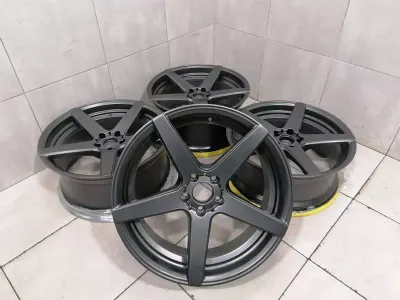 Mercedes CLS W219 Alloy Wheel 20 X 9.5J Alloy Wheel 20 X 8.5J R20