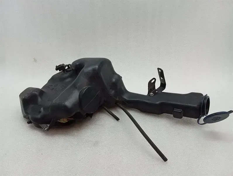 Mercedes C Class W204 Washer Fluid Reservior A2048690720 Washer Fluid Reservoir