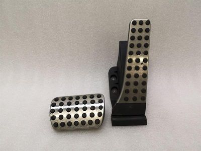 Mercedes C Class W204 Gas Pedal (Electrical) A2043000200 Accelerator Pedal