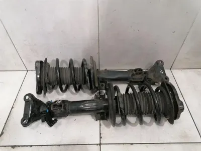 Mercedes C Class W204 Shock Absorber Front A2043204430 SET Front Shock Absorbers