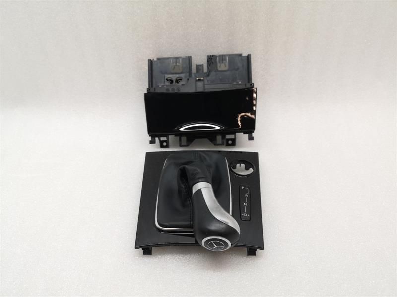 MERCEDES C CLASS W204 GEAR SELECTOR A2042675788 GEAR SHIFT GATE MOPF RHD PIANO