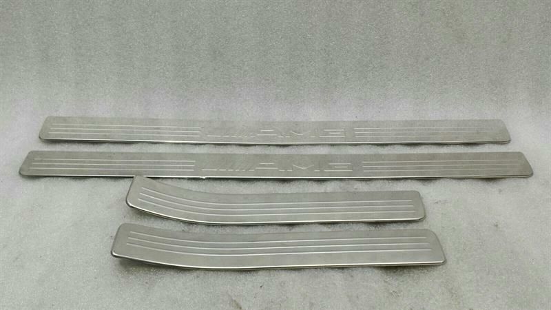 Mercedes C Class W204 Door Sill A2046801735 Door Sill Trim Set Kit AMG C63