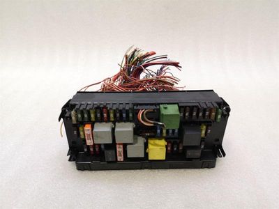 MERCEDES C Class W204 Fuse Box A2129003825 Sicherungskast