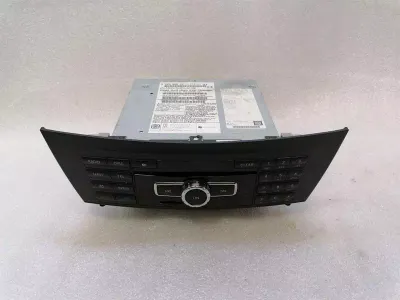 Mercedes C W204 CD Player A2049007211 Audio System Controller HEAD UNIT HIGH MOPF
