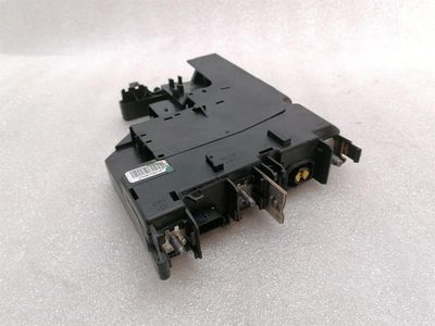 Mercedes C Class W204 Fuse Box A2075402250 Fuse Box