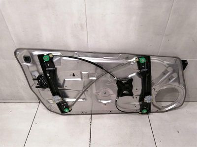 Mercedes C Coupe W204 Right Front Door Winder A2047203179 Front Window Regulator RE