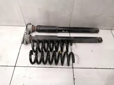 Mercedes C63 AMG Rear Set W204 Shock Absorber A2043201231 Rear Shock Absorber V8