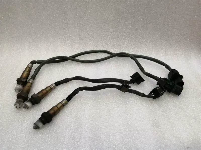 Mercedes C Class W204 C63 AMG Lambda Sensor A0035427018 HO2S