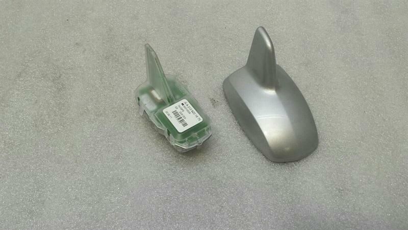 Mercedes CLS W218 Roof Antenna A2128201675 Roof Antenna GPS