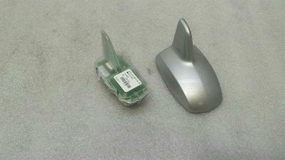 Mercedes CLS W218 Roof Antenna A2128201675 Roof Antenna GPS