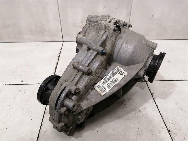 Mercedes ML63 AMG W164 Transfer Box A2512801100 Transfer Case M156