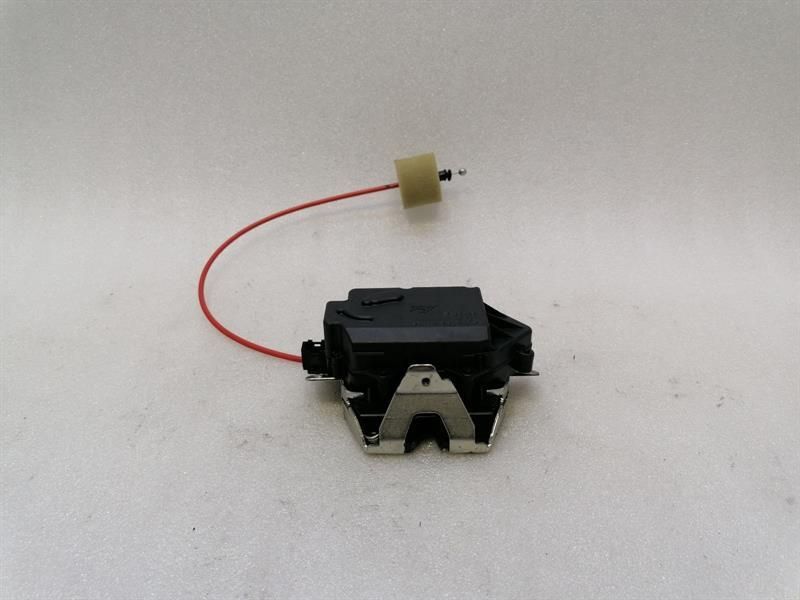Mercedes ML W164 Boot Lock A2117400235 Tailgate Lock