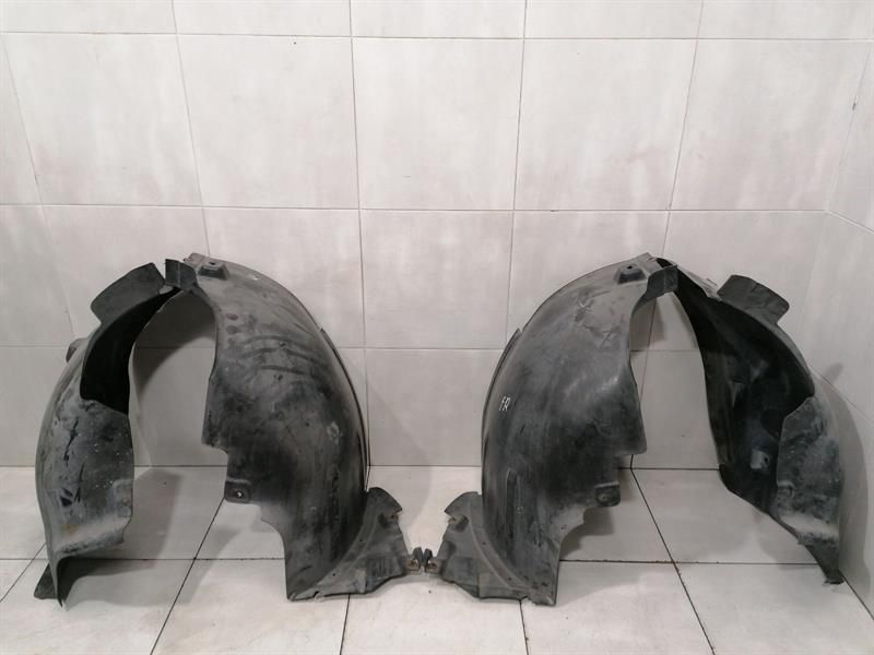 Mercedes ML63 AMG W164 Wheel Arch Liner Set A1648844922 WHEEL RUN COVER Set