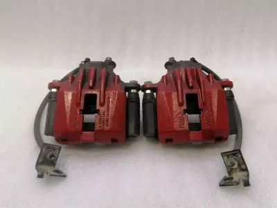 Chevrolet Corvette C6 Brake Caliper Rear Set 19208040 Rear Caliper Set