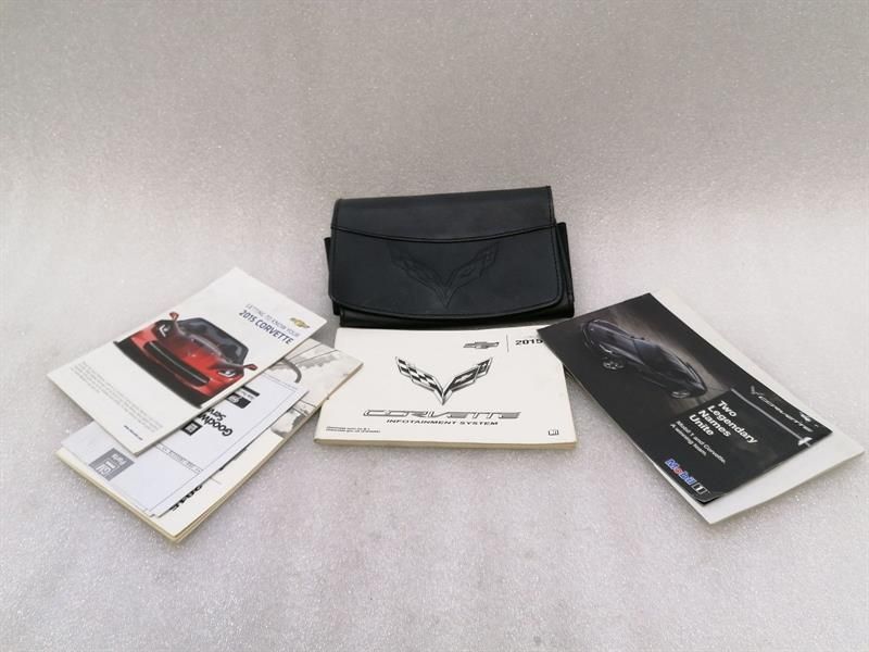 CHEVROLET CORVETTE C7 SERVICE BOOKLET