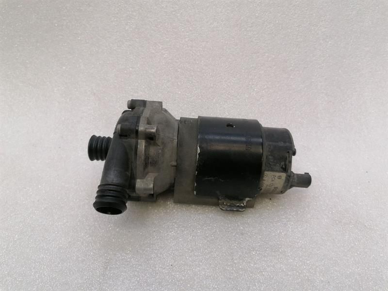 Mercedes CL W216 Additional Cooling Pump A0005000386 Coolant Pump Pump