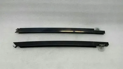 Mercedes ML W164 Body Moulding Set of 2 A1647301319 Bar Shadow Line