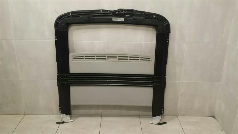 Mercedes ML W164 Sunroof Frame A1647800829 Sunroof