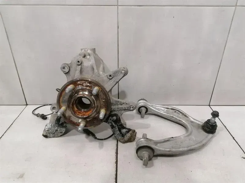 Chevrolet Corvette C8 Left Rear Hub 23428469 Wheel Bearing Case Rear Left