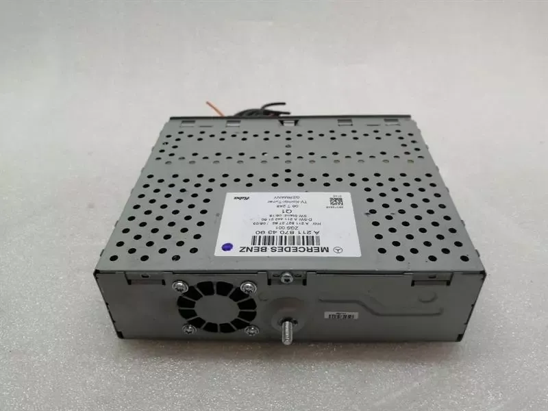 Mercedes CLS W219 Electronic Module A2118704390 Control Unit TV TUNER EUR
