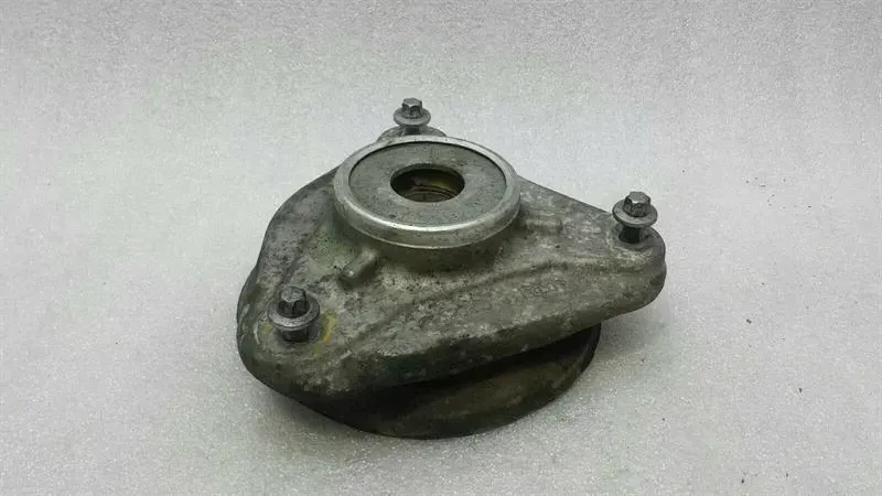 Mercedes E63 AMG W212 Shock Absorber Support A2123230420 Shock Absorber Carrier