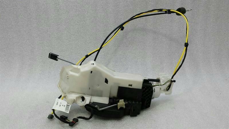 Mercedes SL 63 AMG R230 right door lock A2307200235 door lock right