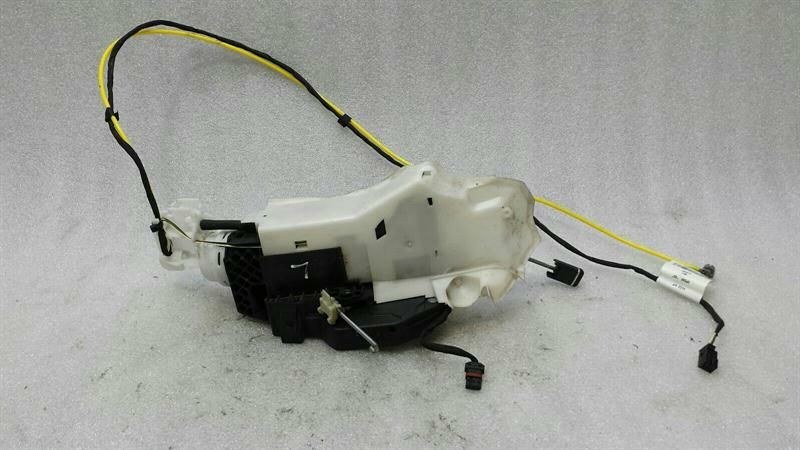 Mercedes SL R230 left door lock A2307200335 door lock left.