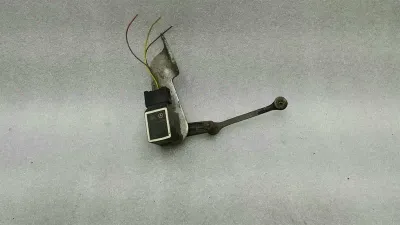 Mercedes SL63 AMG R230 Suspension Level Sensor A0025428818 Level Sensor.