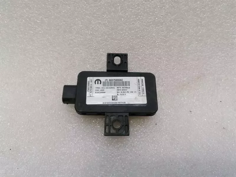 Dodge Ram MK5 1500 TRX Electronic module 68375990AC Control Unit TPMS Receiver