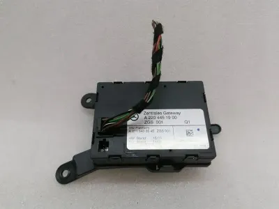 Mercedes SL R230 Electronic Module A2204451900 ECU