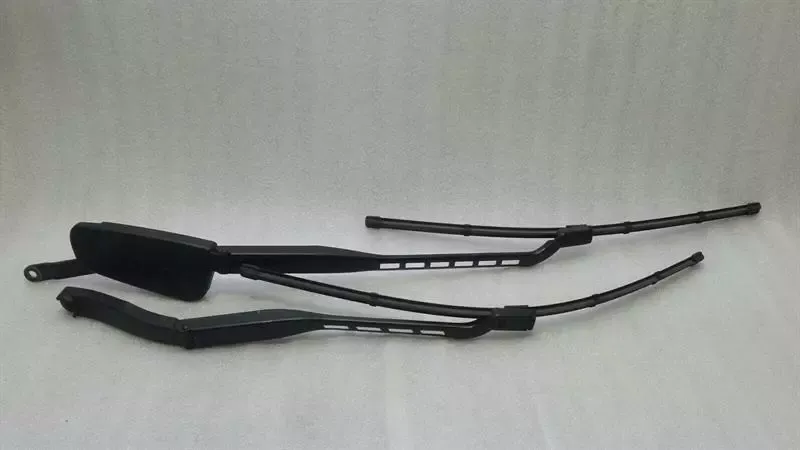 Mercedes GLE W166 RHD Wiper Arm Set A1668201044 Right Handlebar