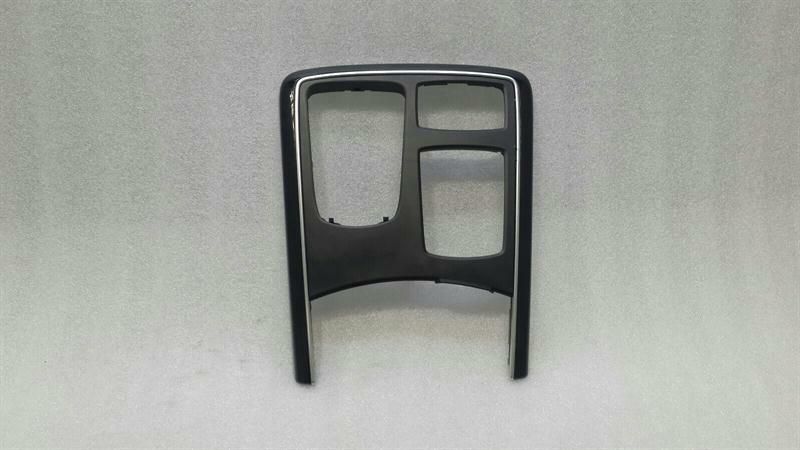 Mercedes GLE W166 Console Cover A1666802517 Console Bezel