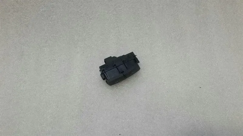 Mercedes GLE W166 door lock switch A2049058502 door key switch