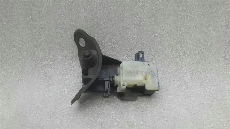 Mercedes CLS W219 fuel cap actuator A2518200197 fuel flap actuator.