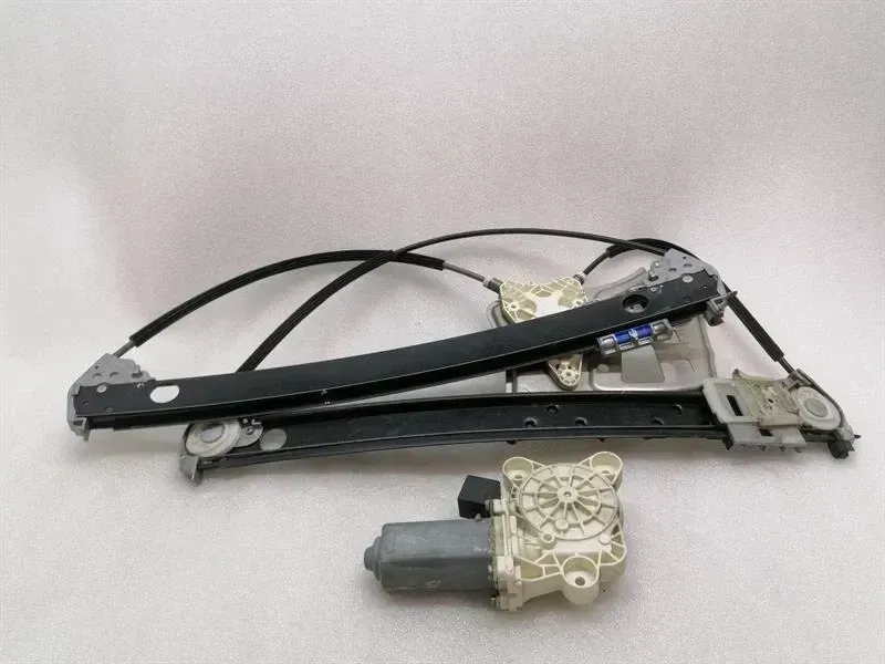 Mercedes S W220 Left Front Door Winder A2207202546 Front Left Window