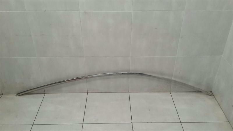 Bentley Continental GT Right Body Moulding 3W8853704F Strip Right