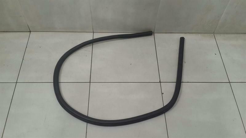 Bentley Continental GT W12 Door Seal Set 3W8867337C Door Seals Set