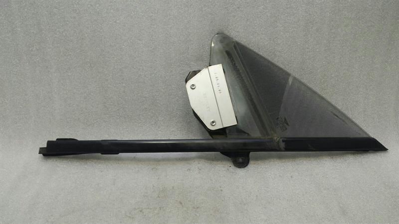 Bentley Continental GT W12 Left Front 1/4 Glass 3W8845113C Door Panel 1/4 Front Li