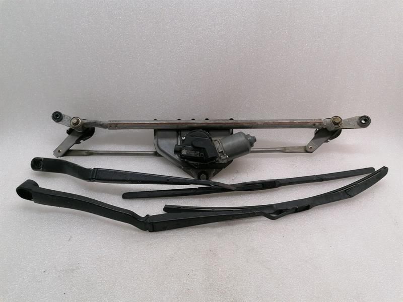 Chevrolet Camaro MK5 ZL1 Front Wiper Linkage 20955390 Wiper Motor Front