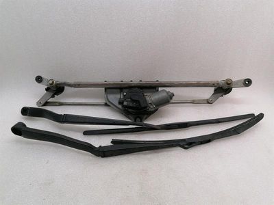 Chevrolet Camaro MK5 ZL1 Front Wiper Linkage 20955390 Wiper Motor Front