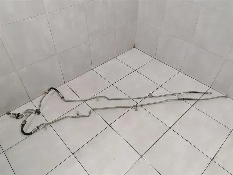 Chevrolet Camaro MK5 ZL1 Gearbox Pipes 22901468 Transmission Oil Line