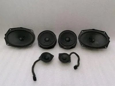 Bentley Continental GT W12 Speaker Set 3W0035411T Speaker Set
