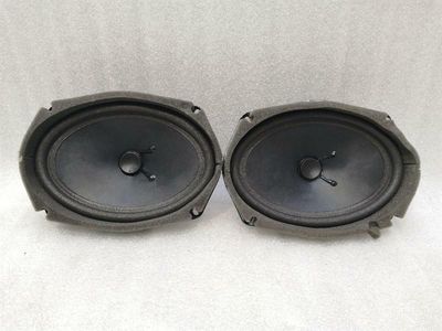 Bentley Continental Flying Track Speaker Set 3W5035411B Speaker Set