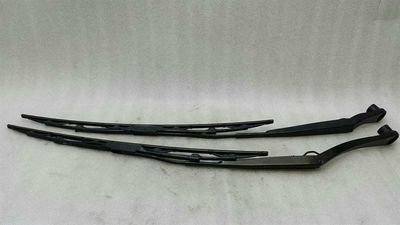 Dodge Challenger SRT Wiper Arm Set 68044161AB Windshield Wiper Set