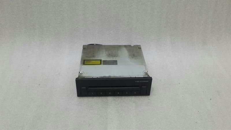 Bentley Continental GT W12 CD Changer 3W0035110 CD Changer