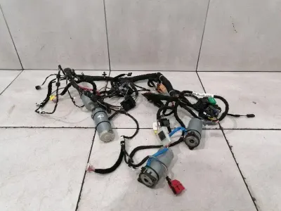 BENTLEY CONTINENTAL GT Right Seat Wiring with Motors 3W8971079J RIGHT HANDLE RHD