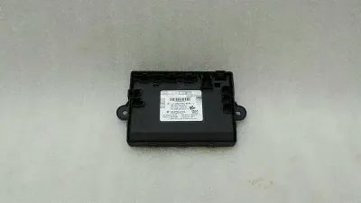 Mercedes S-Class W221 RLH door control module A2218704993 control unit door rear