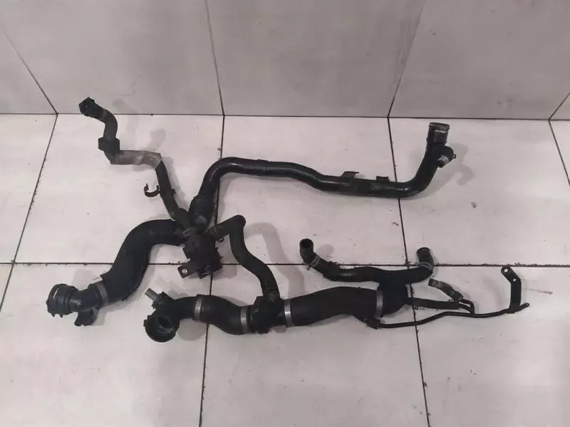 Bentley Continental GT W12 Cooling Pipe 3W0122101A Cooling Water Hose Hose
