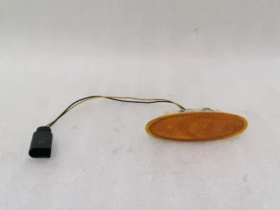 Bentley Continental GT W12 Right Sidelight 3W0945071F Indicator Right