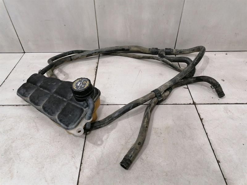 Chevrolet Corvette C6 Expansion Tank 10304487 Expansion Tank Coolant